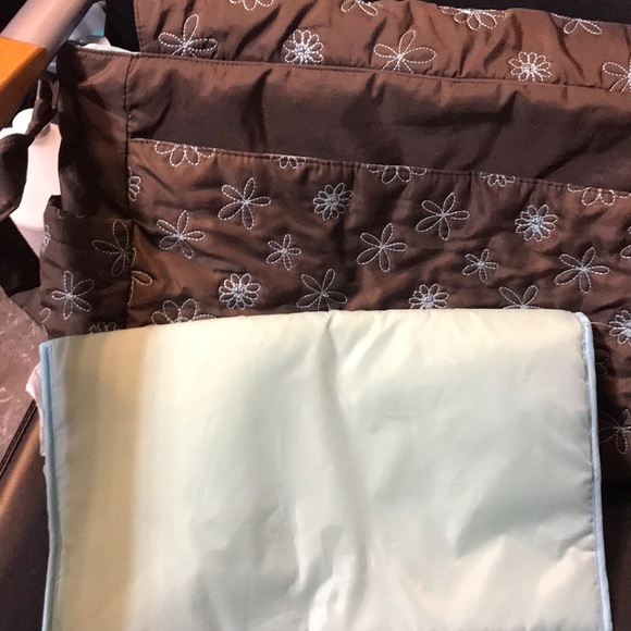 Diaper bag - Picture 3 of 4